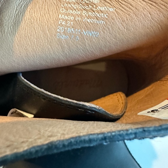 Madewell Alyce Zip Front Lugsole Boot - Picture 11 of 12